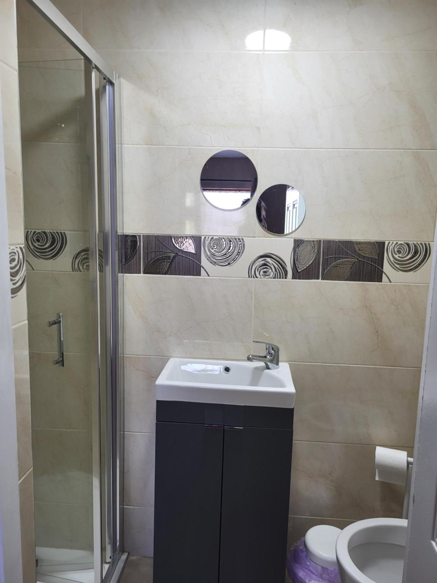 Bluebell Apartment Sleeps 7 Only Let As Whole Apartment Blennerville المظهر الخارجي الصورة
