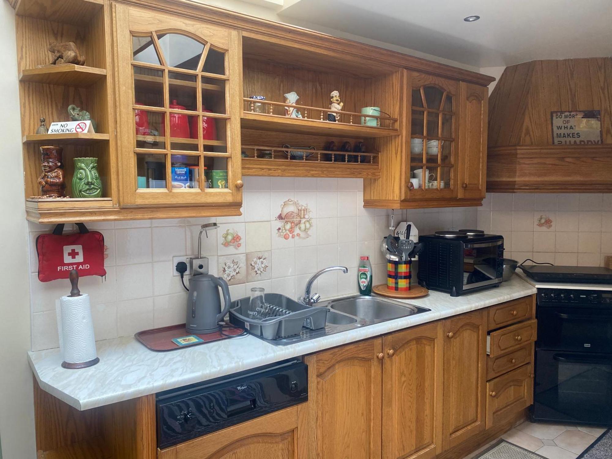 Bluebell Apartment Sleeps 7 Only Let As Whole Apartment Blennerville المظهر الخارجي الصورة